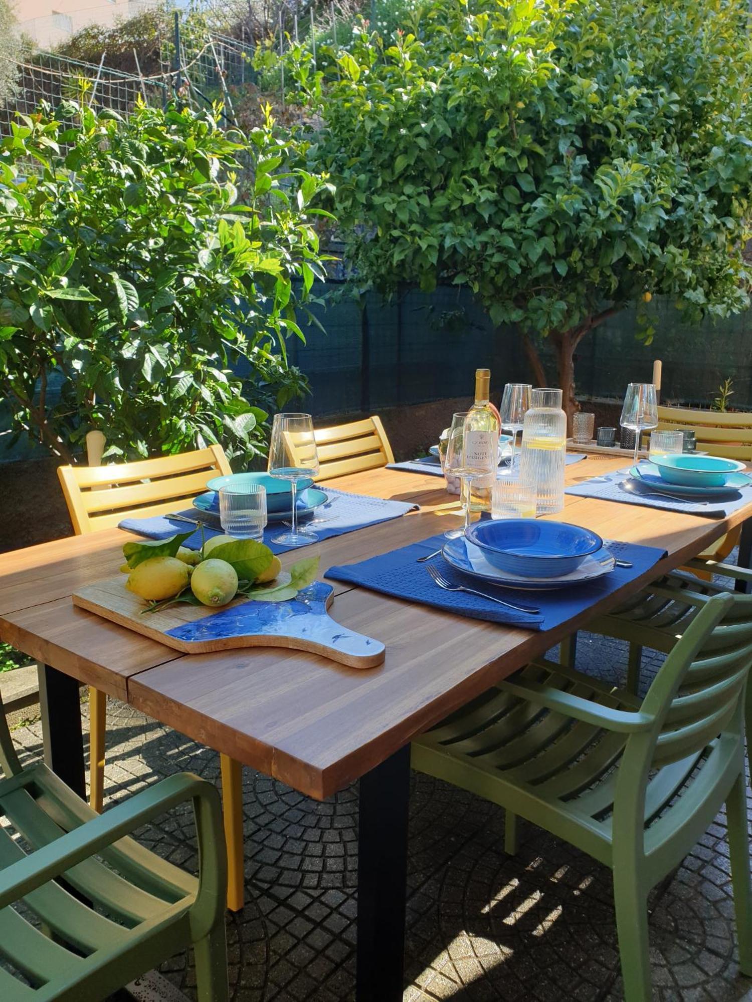 Marty&Olly Luxury Garden Apt Монтеросо ал Маре Екстериор снимка