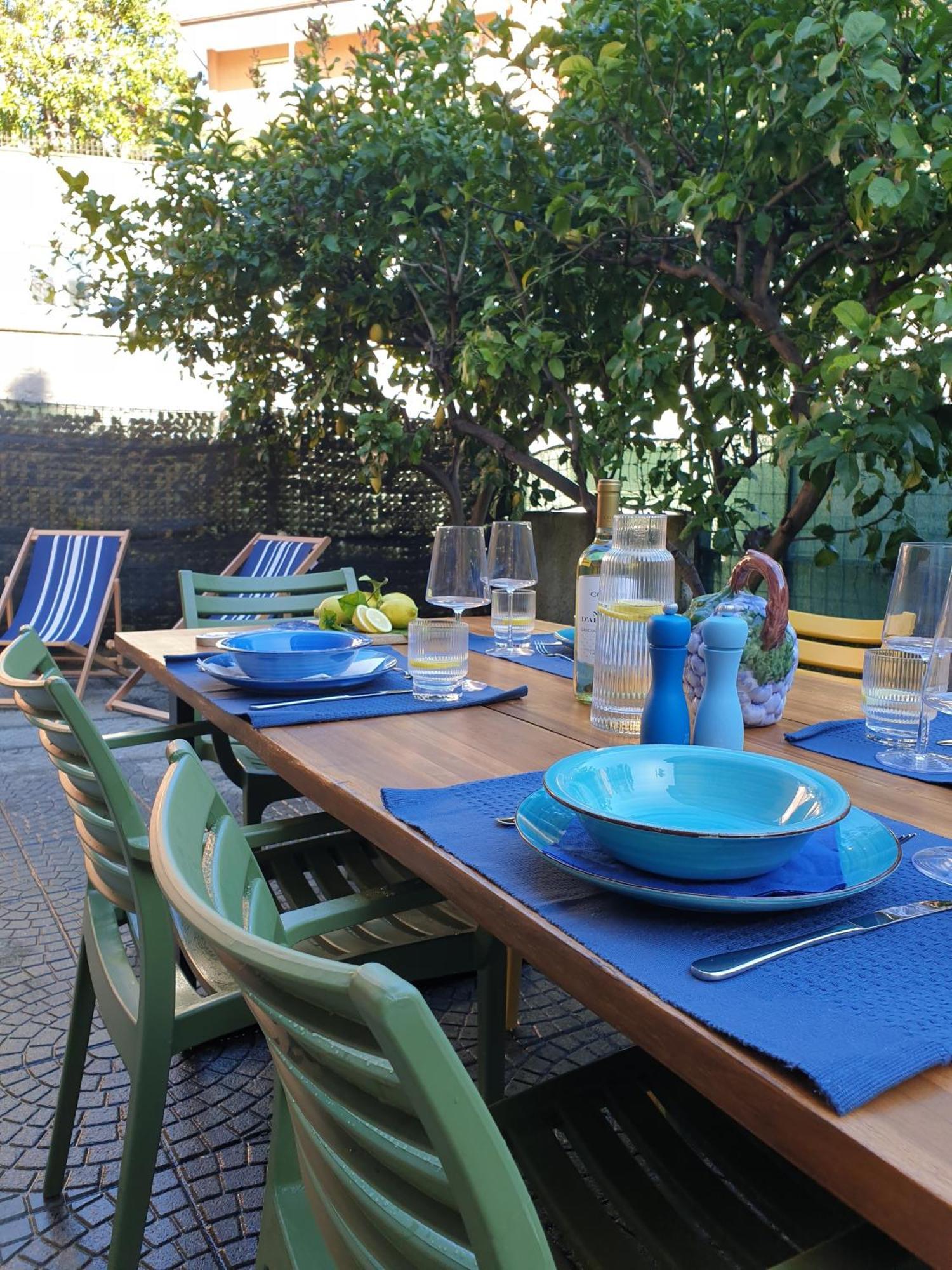 Marty&Olly Luxury Garden Apt Монтеросо ал Маре Екстериор снимка